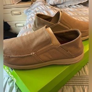 Mens Santa Cruz slip on . Size M9 . Excellent condition only worn once .